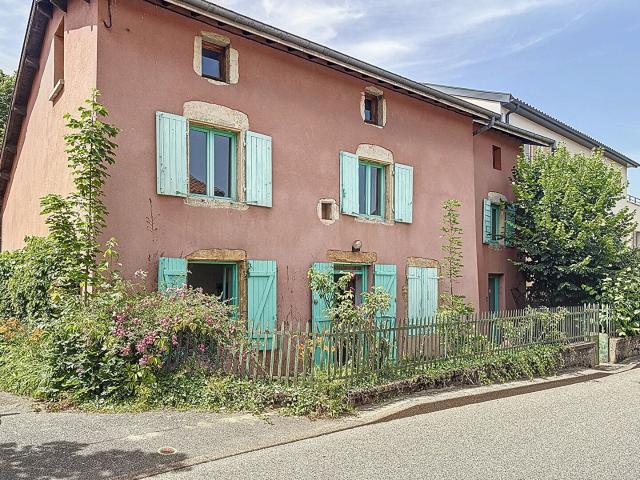 Maison 12 pièces 277 m²