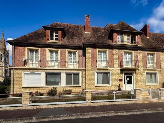 Maison 12 pièces 274 m²