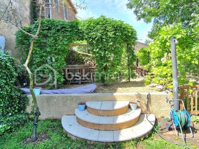 Maison 12 pièces 281 m²