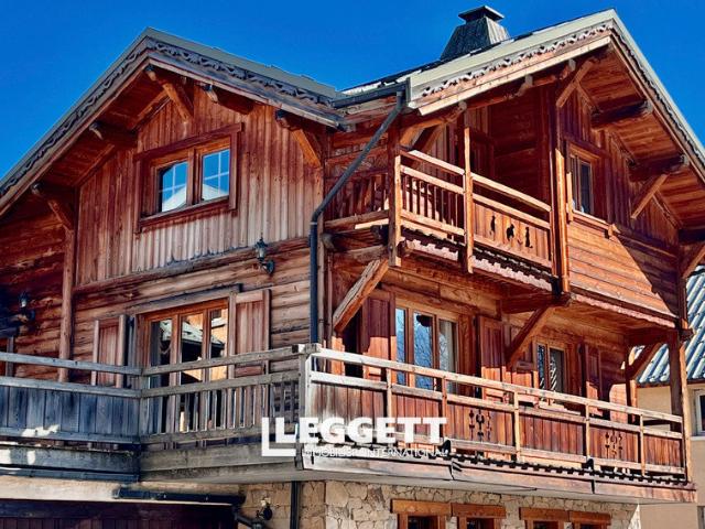 Maison 12 pièces 282 m²