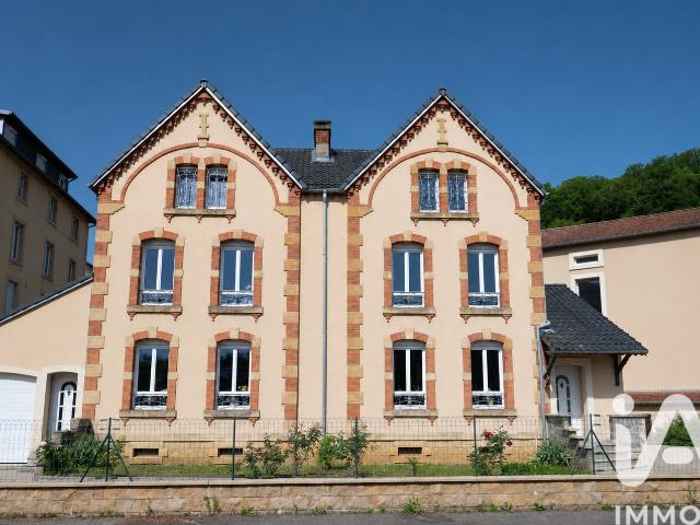 Maison 12 pièces 285 m²
