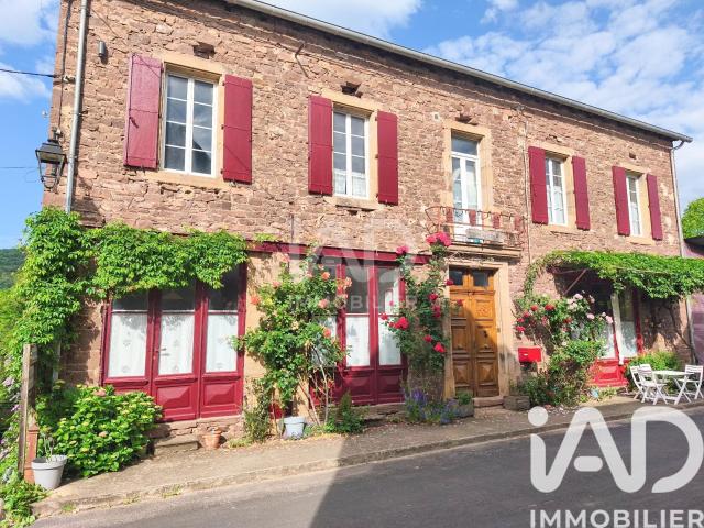 Maison 12 pièces 285 m²