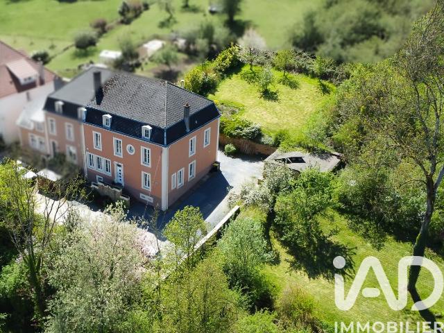 Maison 12 pièces 285 m²