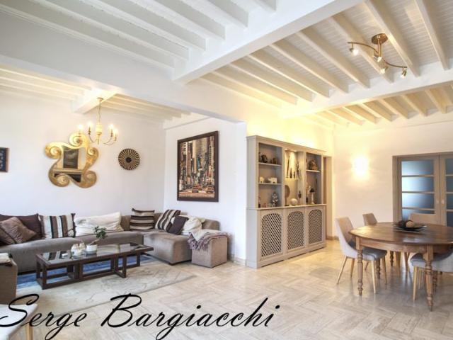 Maison 12 pièces 335 m²
