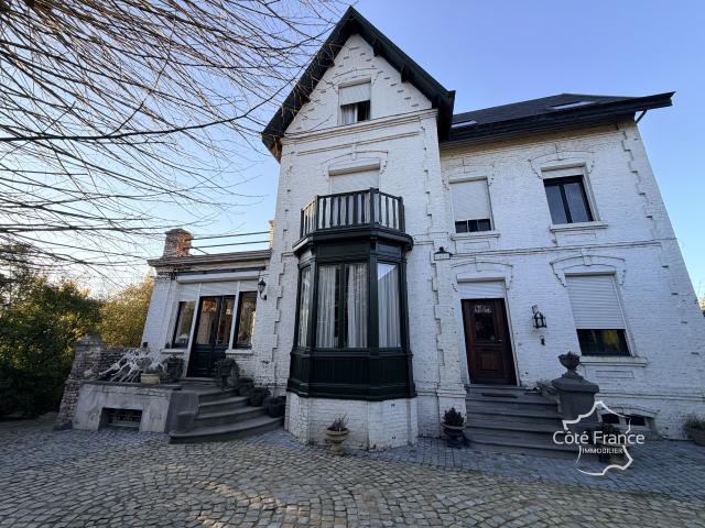 Maison 12 pièces 289 m²