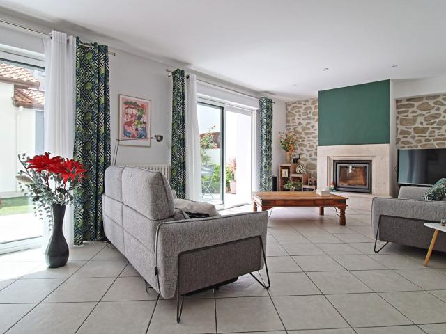 Maison 12 pièces 292 m²