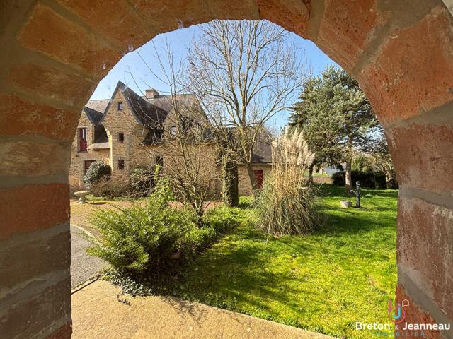 Maison 12 pièces 294 m²