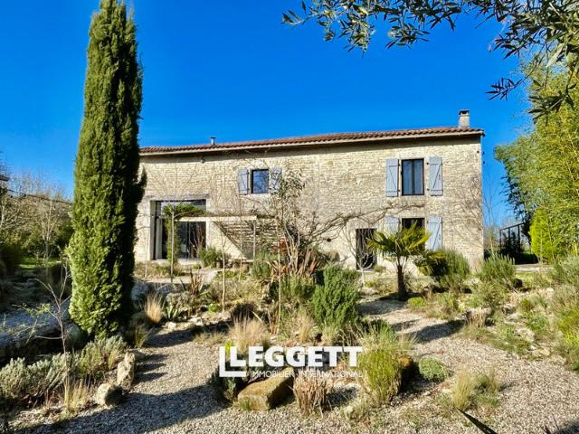 Maison 12 pièces 295 m²