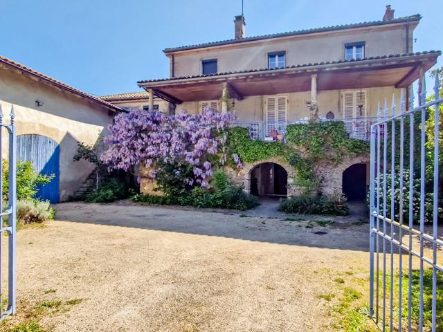Maison 12 pièces 296 m²
