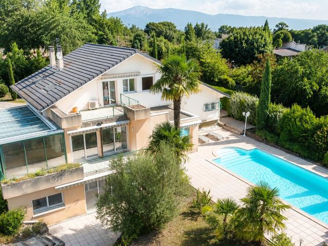 Maison 12 pièces 296 m²