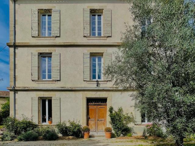 Maison 12 pièces 298 m²