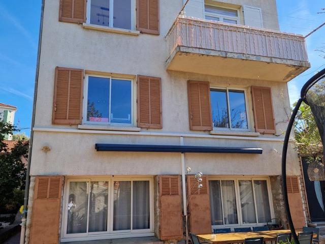 Maison 12 pièces 205 m²