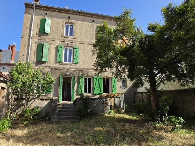Maison 12 pièces 211 m²
