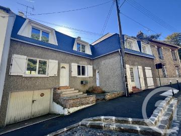 Maison 12 pièces 215 m²