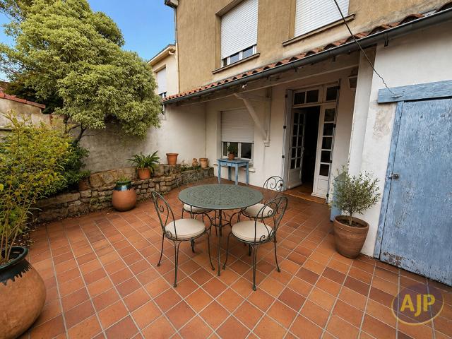 Maison 12 pièces 220 m²