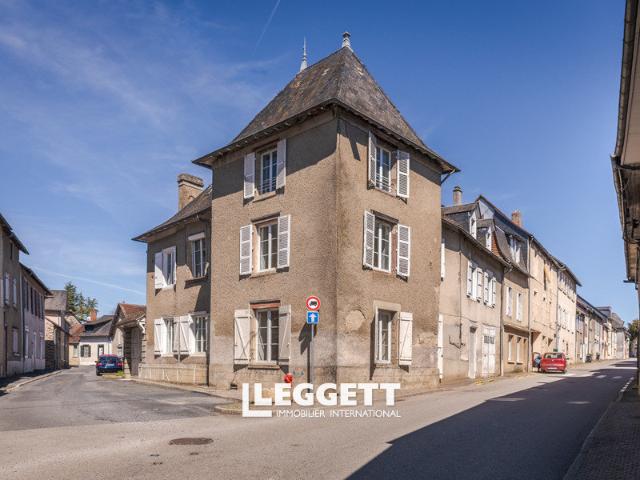 Maison 12 pièces 220 m²