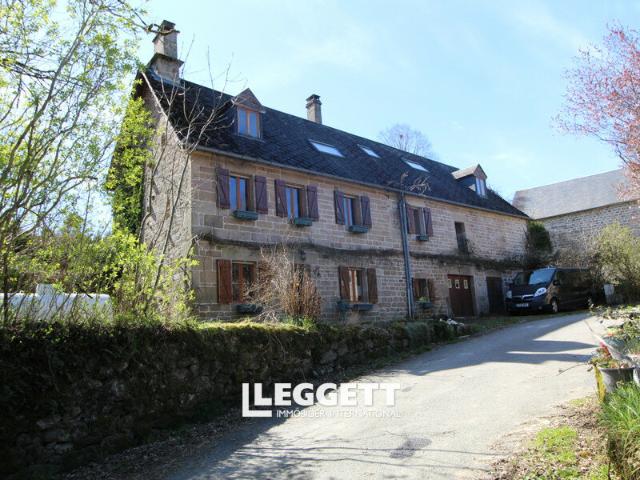 Maison 12 pièces 226 m²