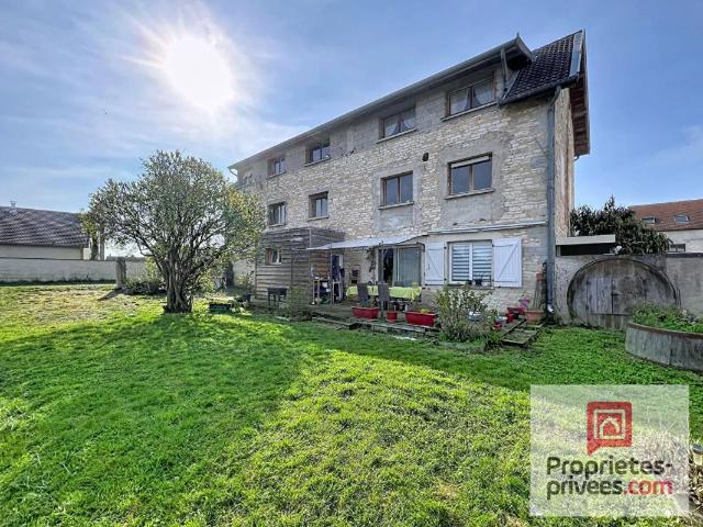 Maison 12 pièces 237 m²