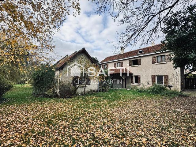 Maison 12 pièces 237 m²