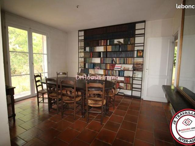 Maison 12 pièces 235 m²