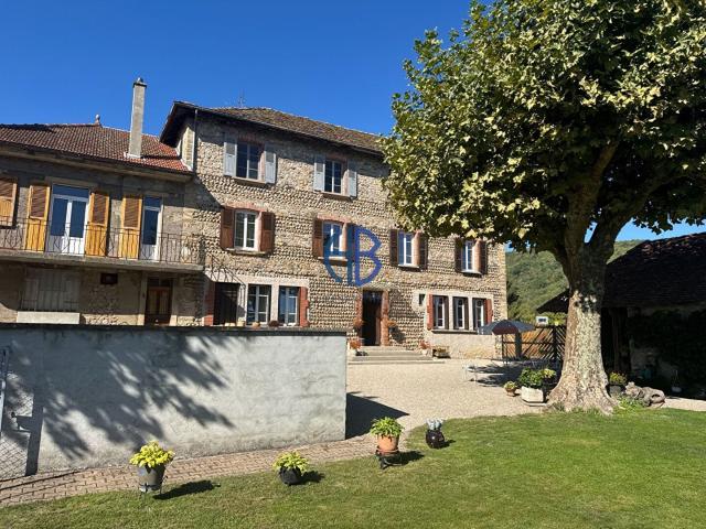 Maison 12 pièces 343 m²