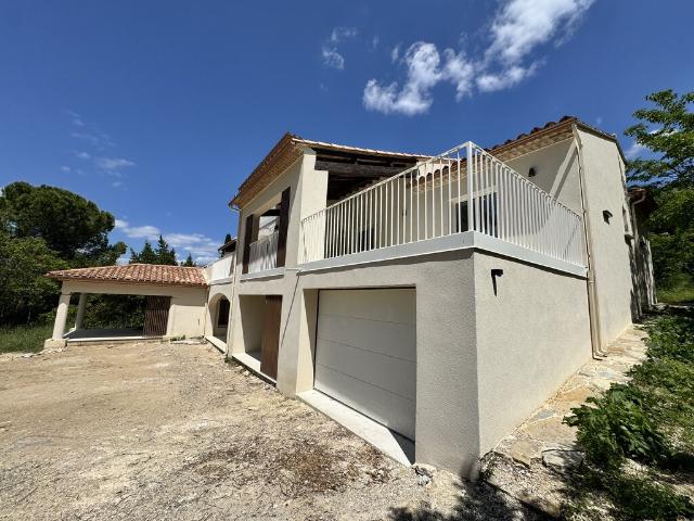 Maison 12 pièces, 340 m² à louer à Saint Clément de Rivière 34980
