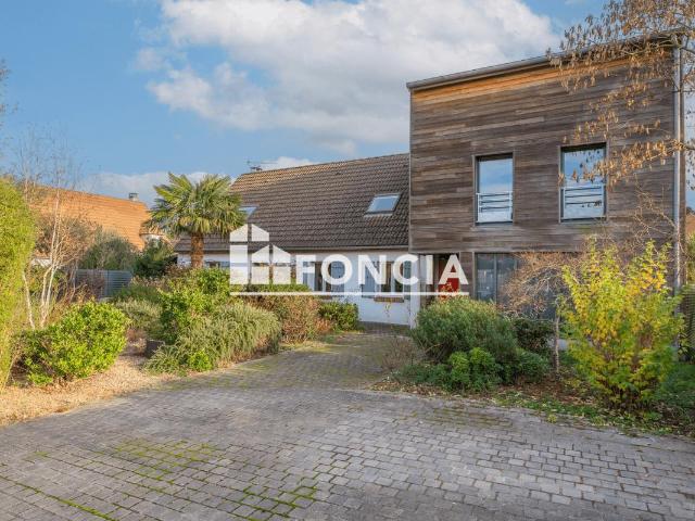 Maison 12 pièces 340 m²