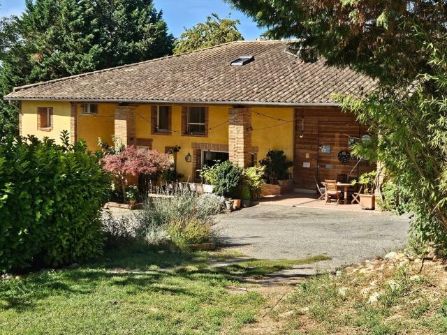 Maison 12 pièces 340 m²