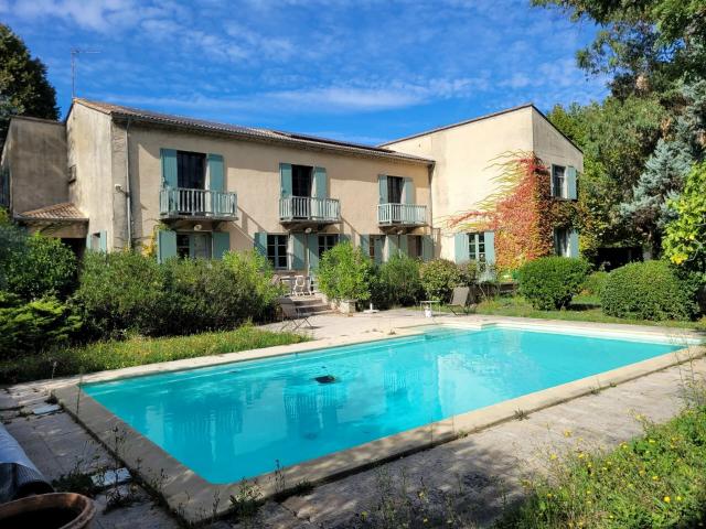 Maison 12 pièces 344 m²
