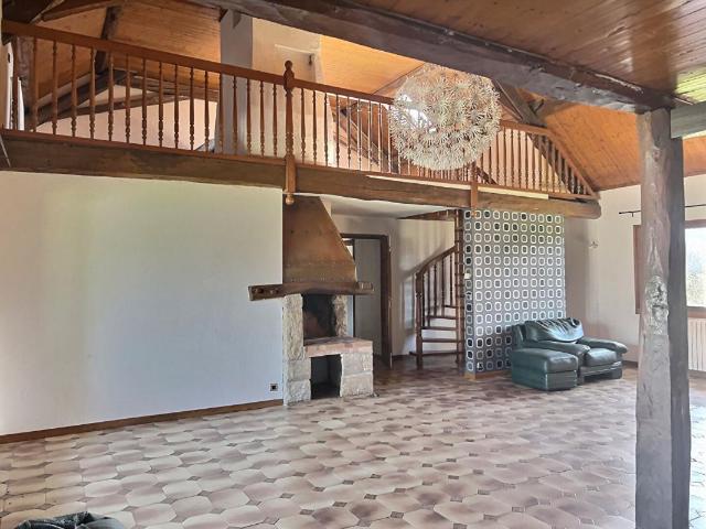 Maison 12 pièces 349 m²
