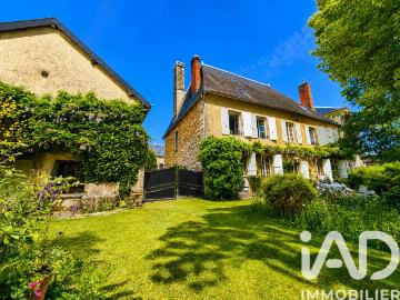 Maison 12 pièces 353 m²