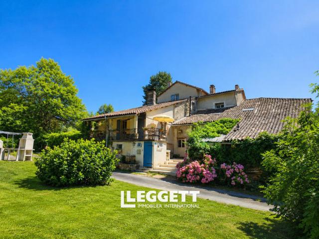Maison 12 pièces 353 m²