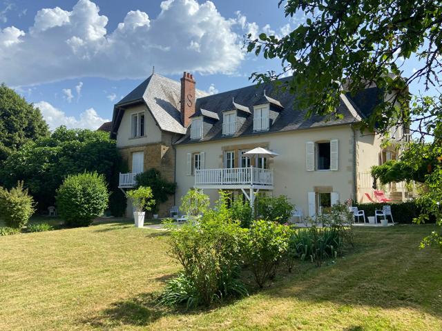 Maison 12 pièces 350 m²