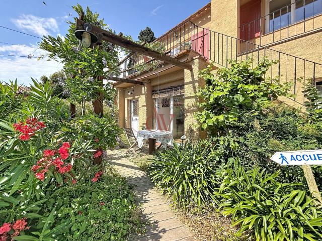 Maison 12 pièces 350 m²