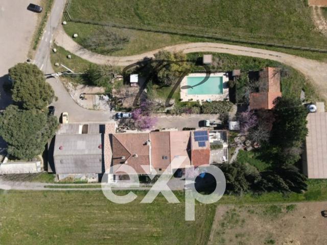 Maison 12 pièces 350 m²