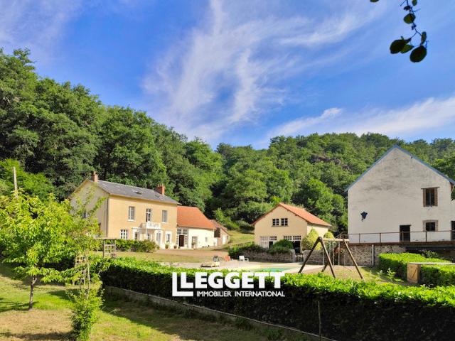 Maison 12 pièces 356 m²