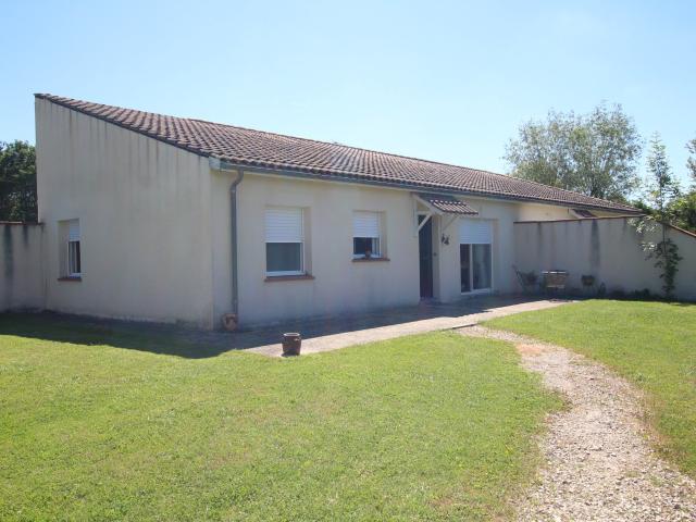 Maison 12 pièces 360 m²