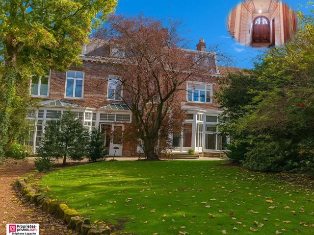 Maison 12 pièces 360 m²