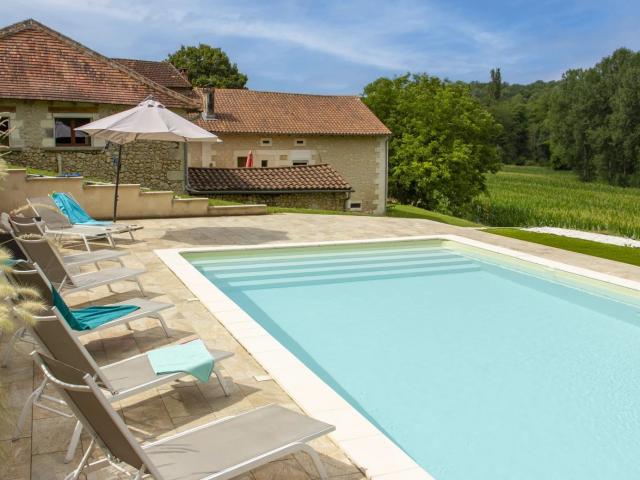 Maison 12 pièces 360 m²