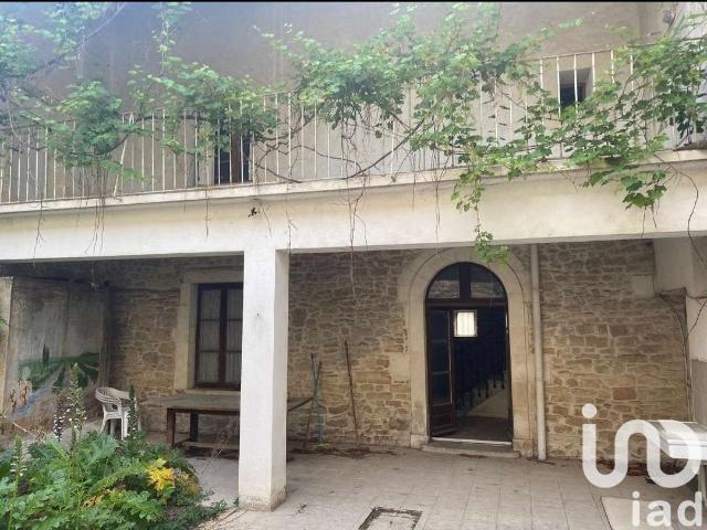 Maison 12 pièces 370 m²
