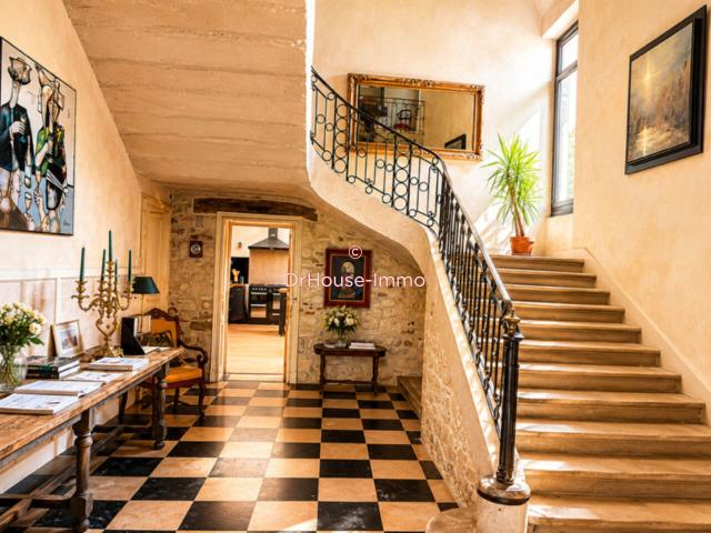 Maison 12 pièces 370 m²