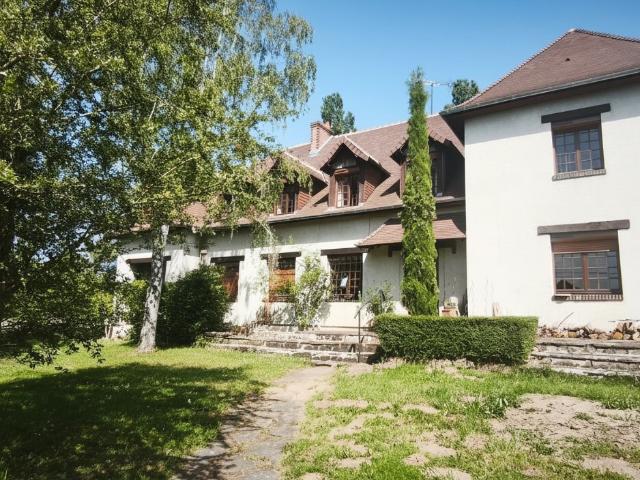 Maison 12 pièces 371 m²