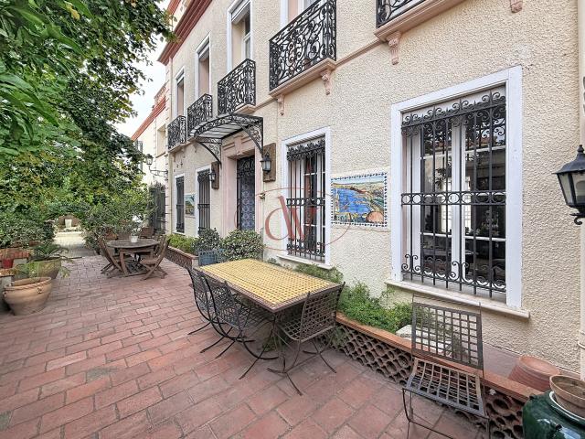 Maison 12 pièces 380 m²