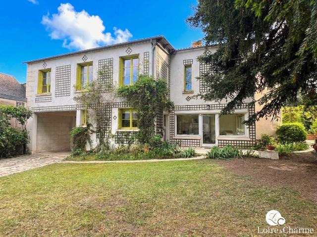 Maison 13 pièces 385 m²