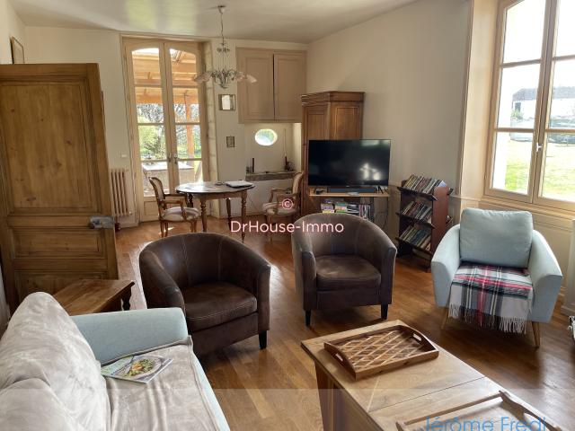 Maison 12 pièces 390 m²