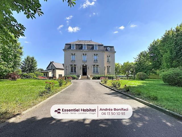 Maison 12 pièces 390 m²