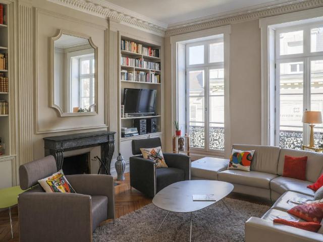 Maison 12 pièces 398 m²