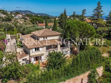Maison 12 pièces 300 m²