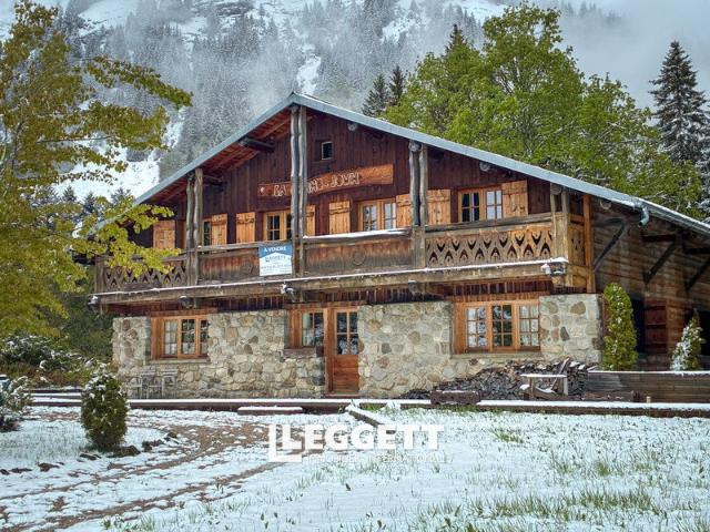 Maison 12 pièces 300 m²