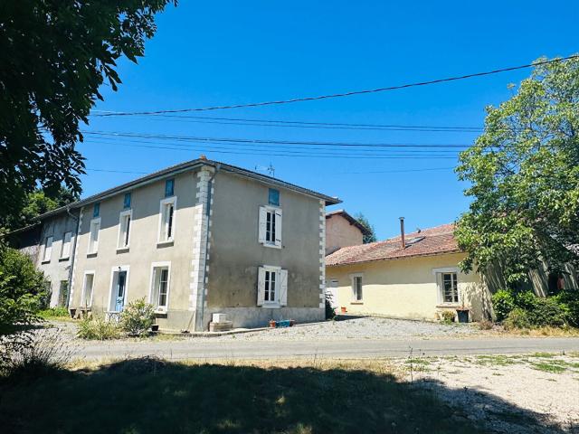 Maison 12 pièces 300 m²
